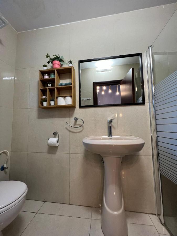 Central Ben Yehuda Apartment Jerusalem Eksteriør billede